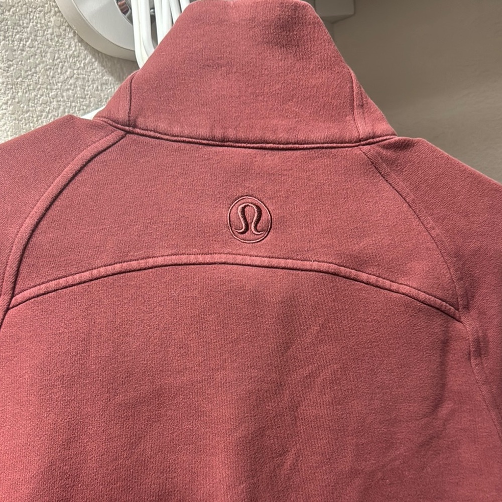 lululemon athletica Women's Jacket in burgundy